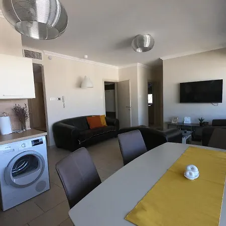 Paris Holiday Home *